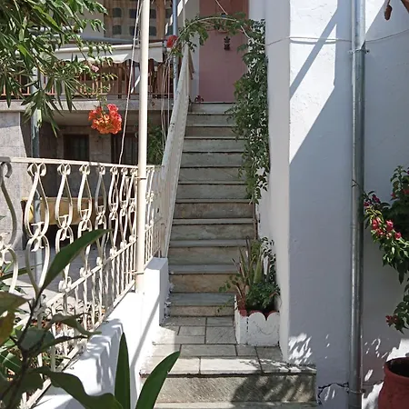 Thalia's House